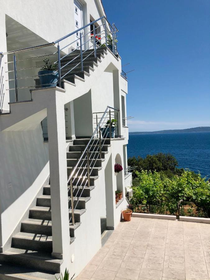 Villa Dani Sea & Pool Apartments Trogir Exterior photo